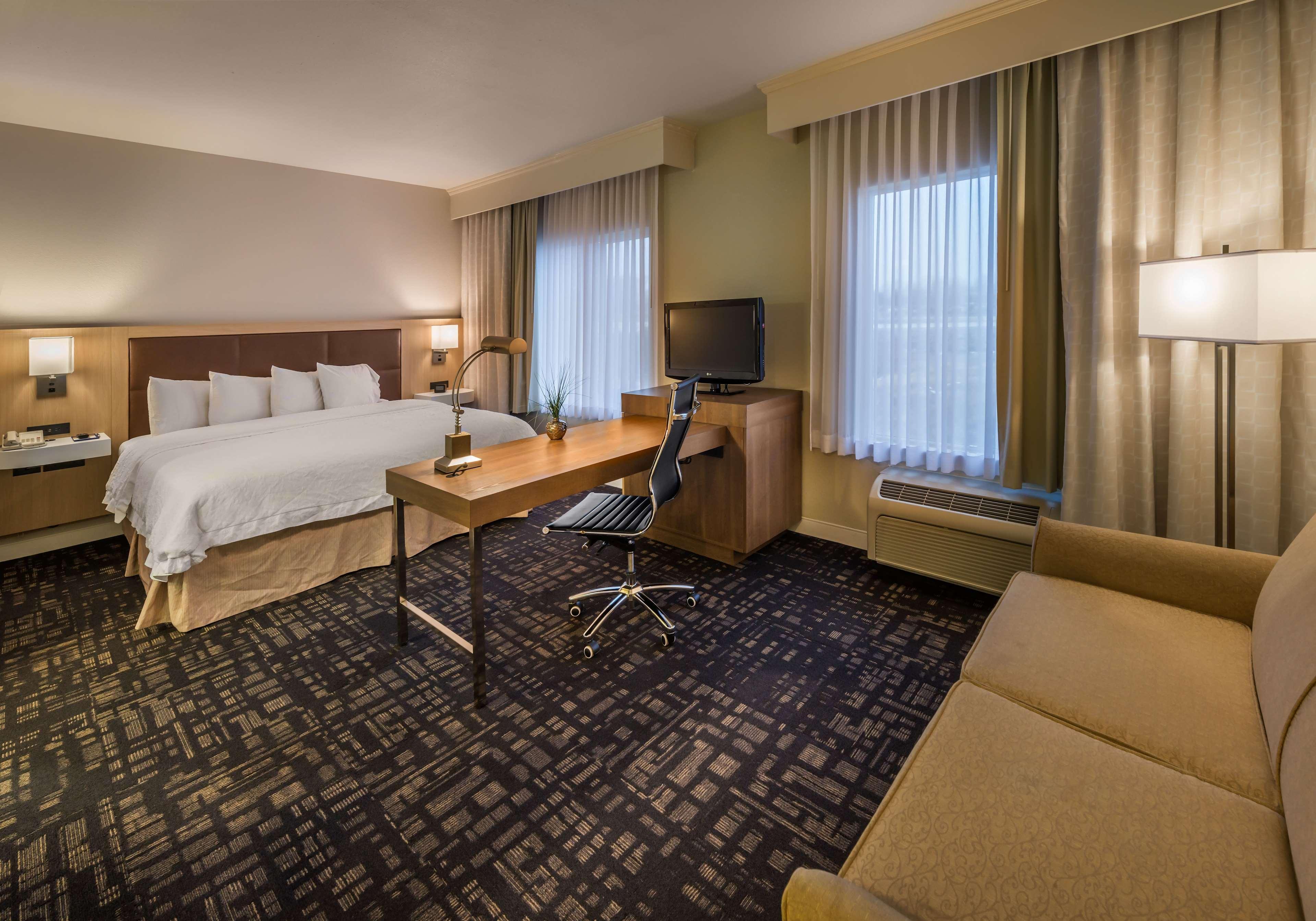 Hotel Hampton & Reno